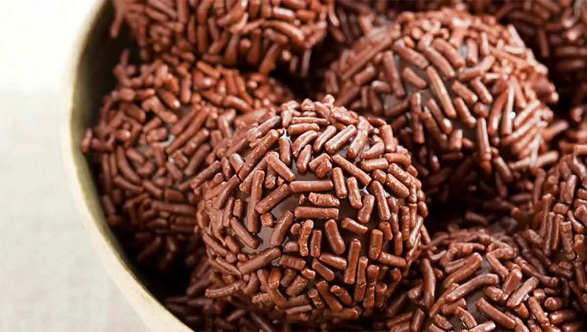 Brigadeiro fitness sem leite condensado